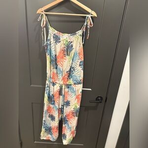 Tropical Floral Capri Jumpsuit Romper Adjustable Tie-Up Spaghetti Straps |Medium